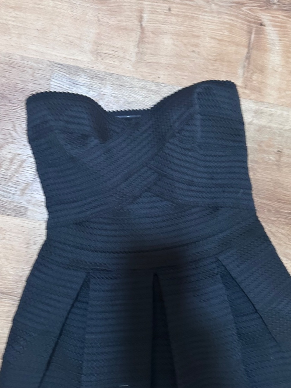 Express dress - Picture 3 of 4